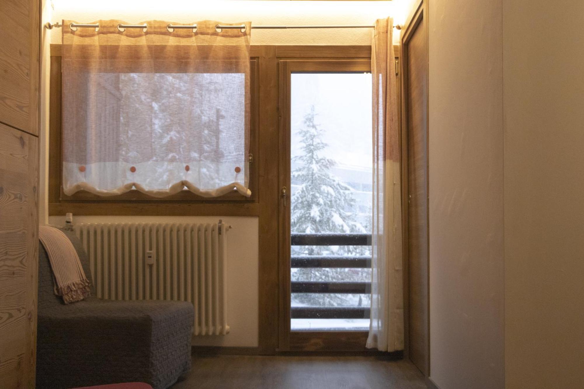 Complesso I Dadi - Condominio Cielo Alto Breuil-Cervinia Luaran gambar