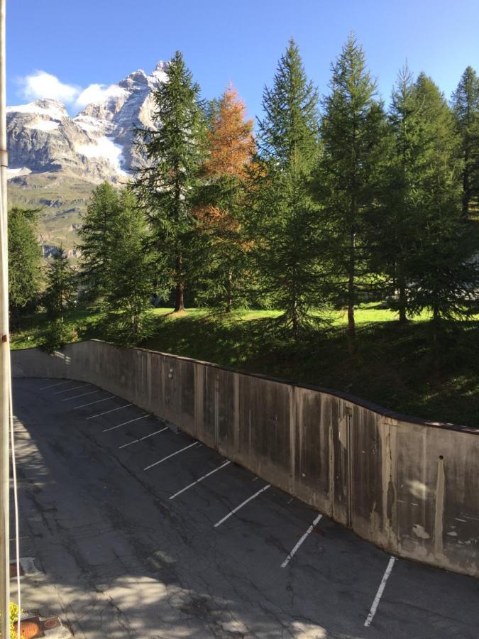 Complesso I Dadi - Condominio Cielo Alto Breuil-Cervinia Luaran gambar